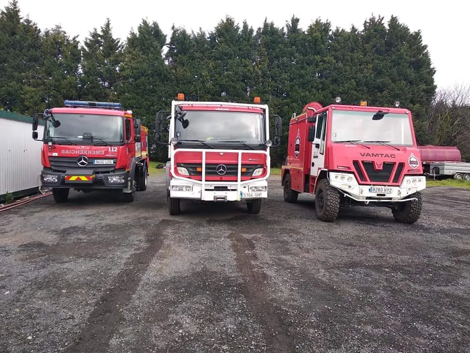 Vehículos del Grupo de Emergencias Supramunicial (GES)