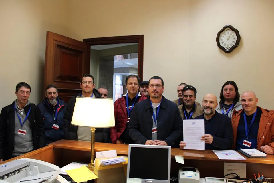Mon Fernández e Néstor Rego, no Congreso, presentando unha iniciativa en defensa do naval na ría