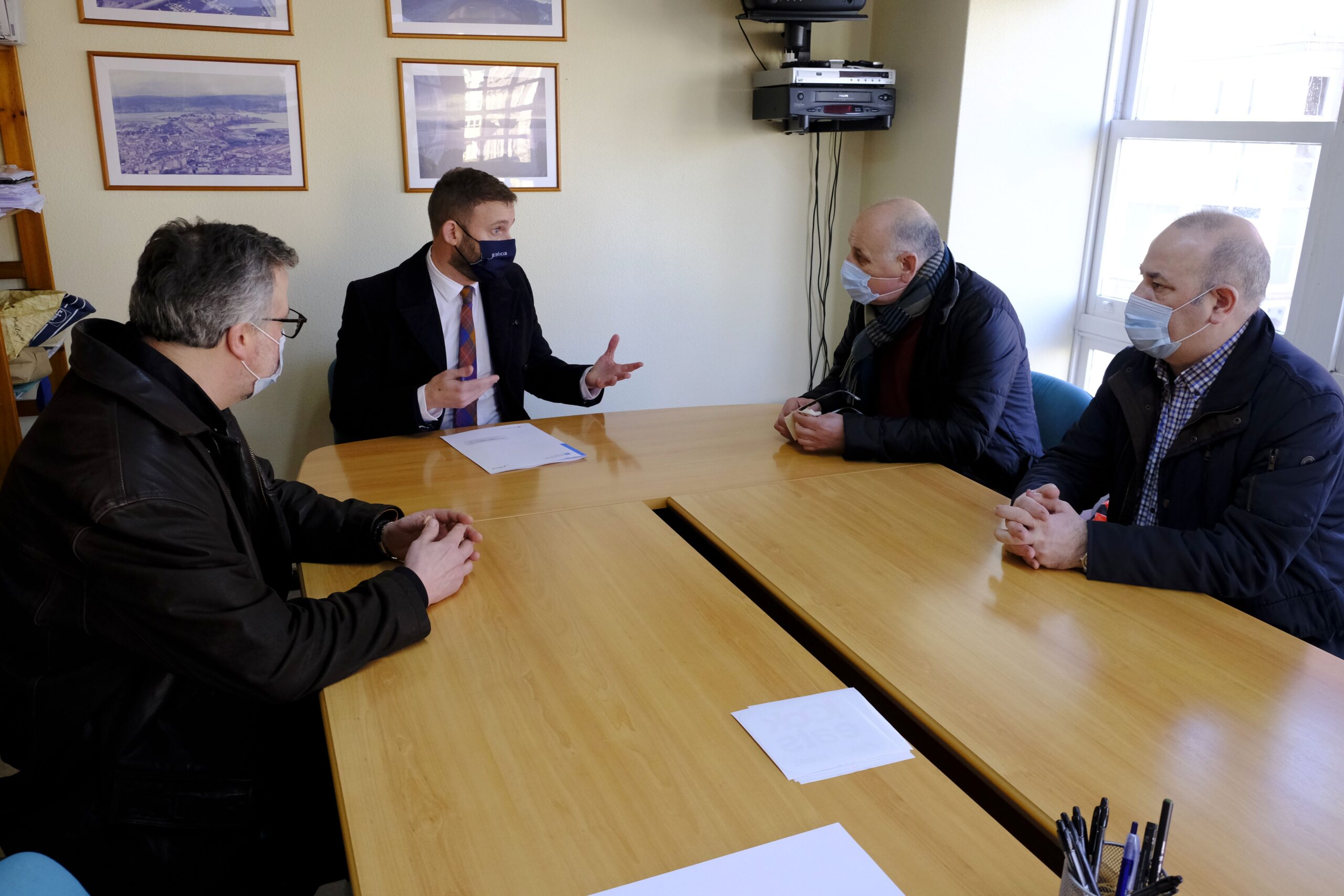 Trenor junto a representantes del comercio y la hostelería de Ferrolterra