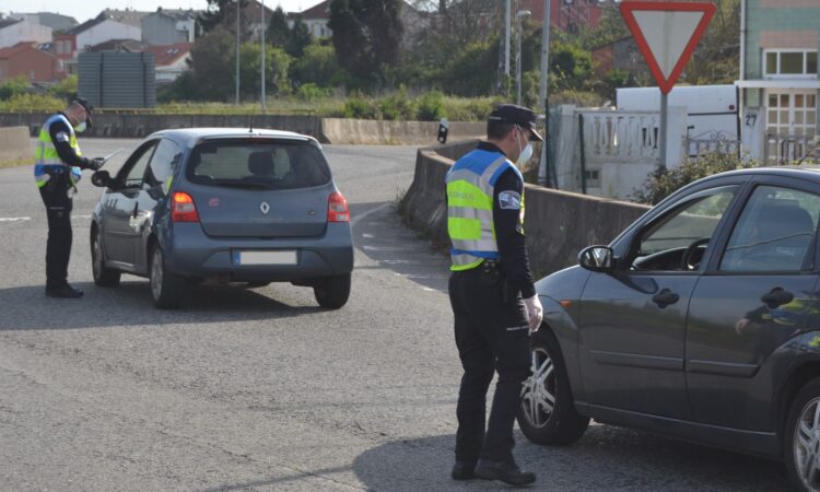 Control de la Policía Local de Ferrol durante la pandemia de covid
