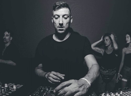 José María Ares, durante una sesión como DJ