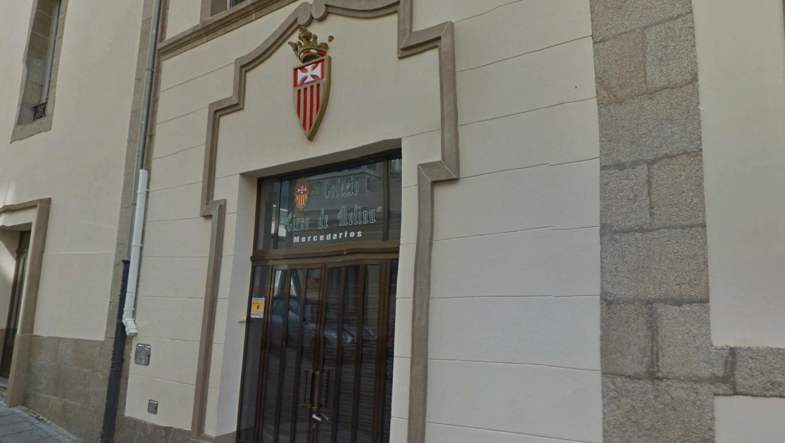 Más de 390 personas de la comunidad escolar se someten desde ayer a este cribado