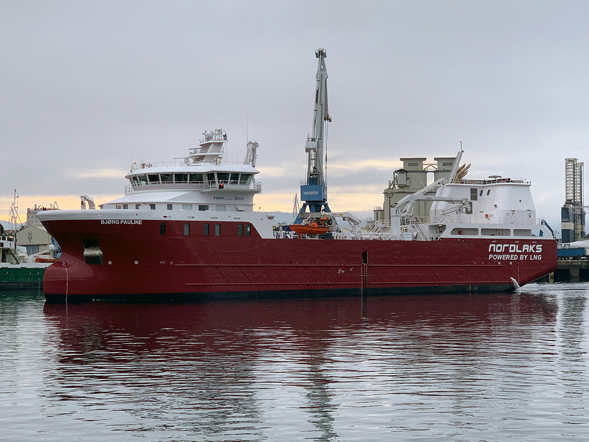 El suministro de gas natural licuado al “Bjørg Pauline” tuvo lugar en el conocido como Nuevo Muelle, en el puerto interior