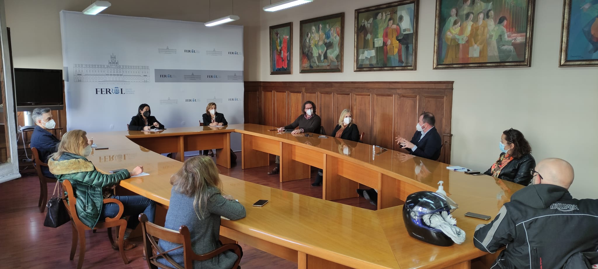 Reunión de trabajo celebrado esta mañana en el ayuntamiento de Ferrol