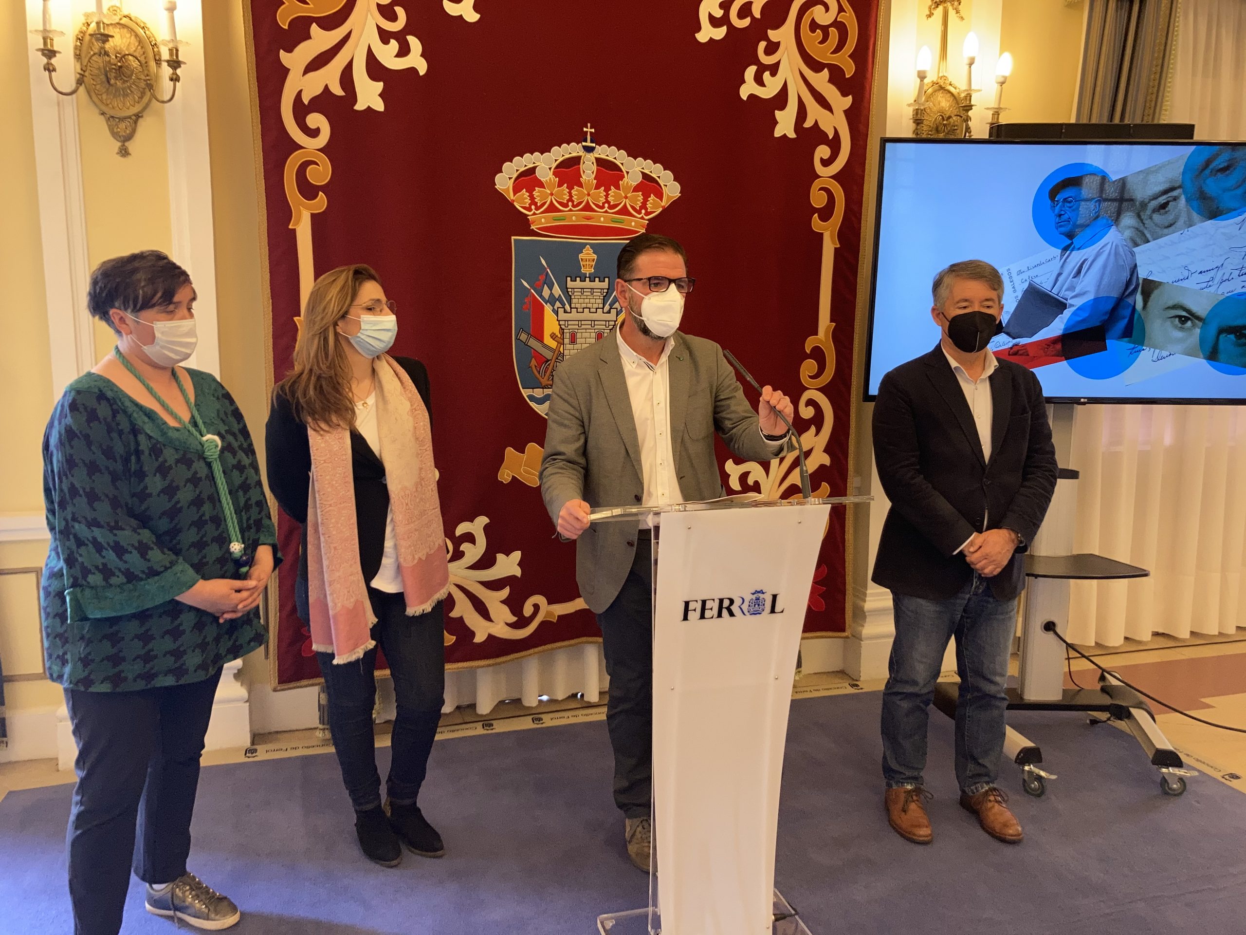 Ángel Mato recibe a Ugía Pedreira y Kátia Guerreiro | AYUNTAMIENTO DE FERROL