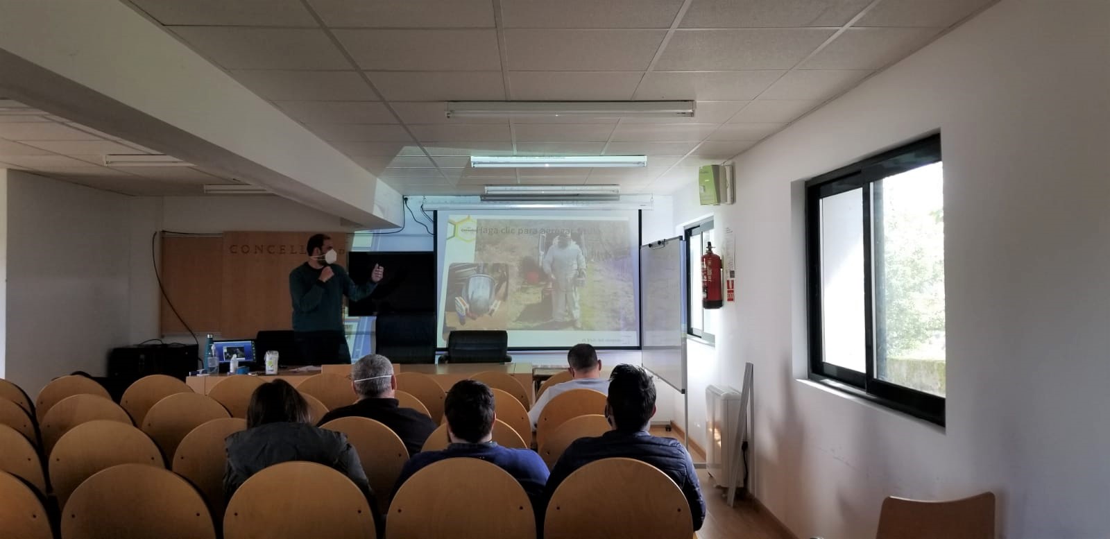 La jornada dedicada a la Apicultura en Cervantes. | DIPUTACIÓN DE LUGO