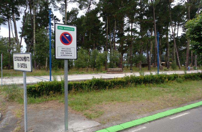 Zona de residentes en el paseo de A Magdalena