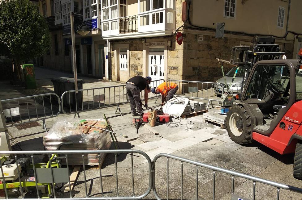 Trabajos de adoquinado en el barrio de A Magdalena | CONCELLO FERROL