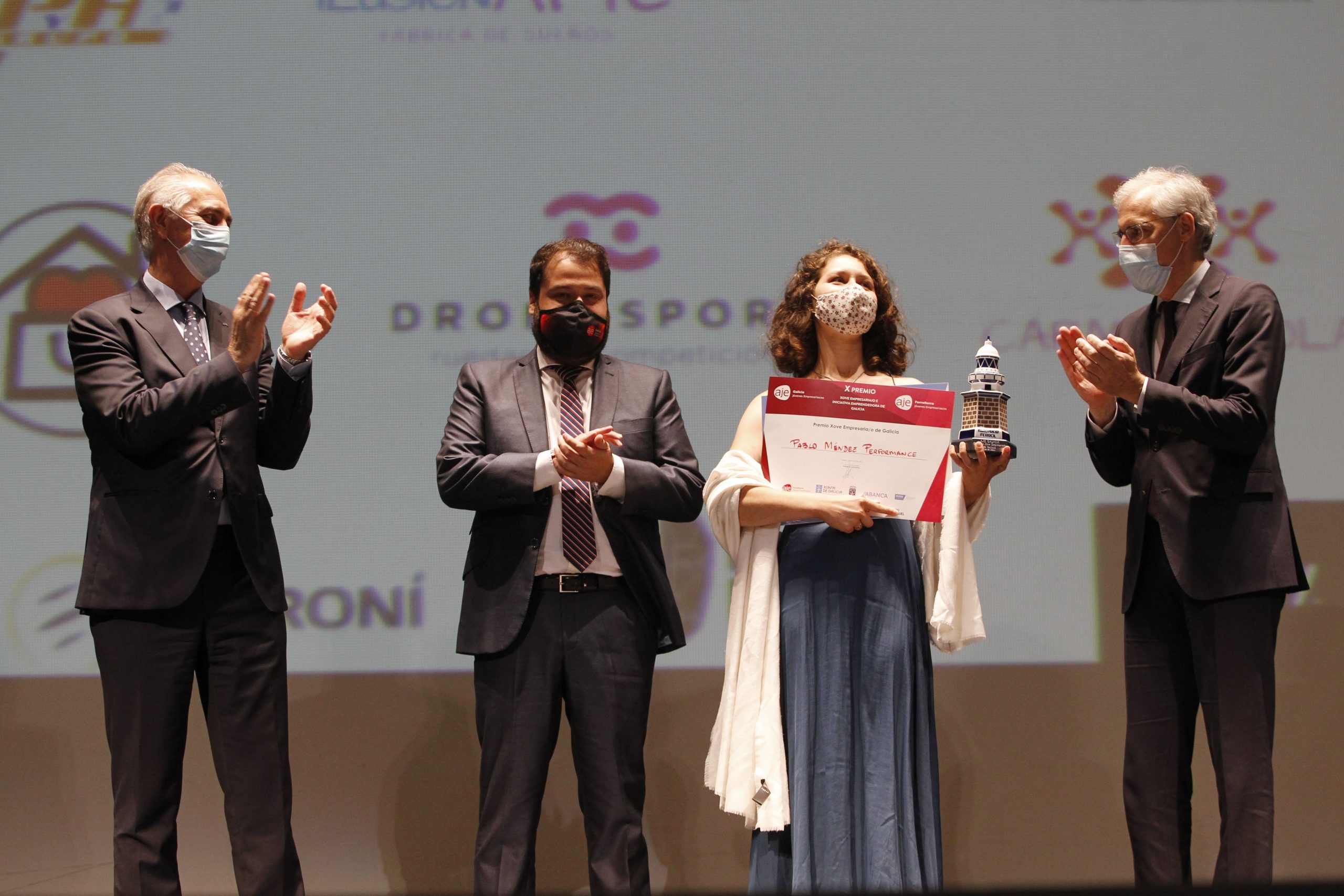 Entrega del premio al Joven Empresario 2021