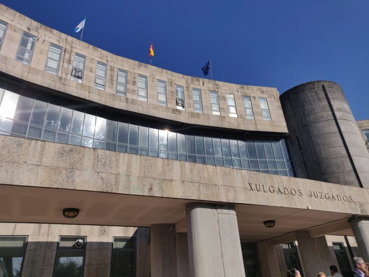 Sección Segunda de la Audiencia Provincial de A Coruña