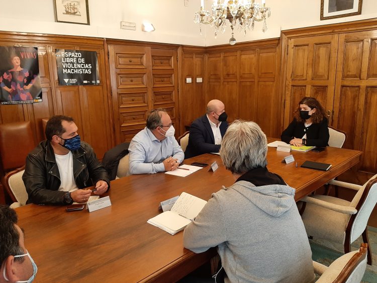 La subdelegada del Gobierno en A Coruña mantuvo un encuentro con los representantes de las trabajadoras y los trabajadores de Endesa en As Pontes