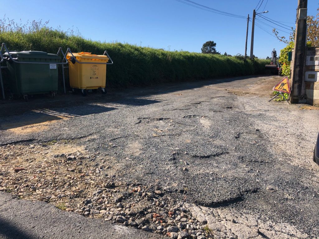 El Ayuntamiento de Pontedeume renueva el firme de los caminos | AYUNTAMIENTO DE PONTEDEUME