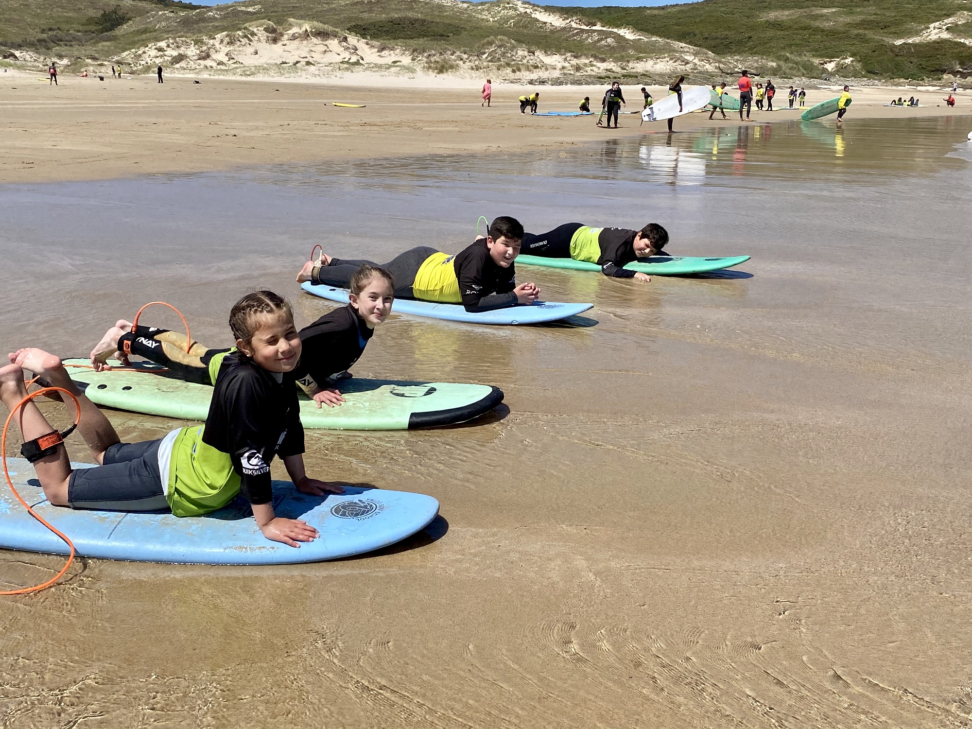 Bautismo de surf en A Frouxeira | AYUNTAMIENTO DE VALDOVIÑO