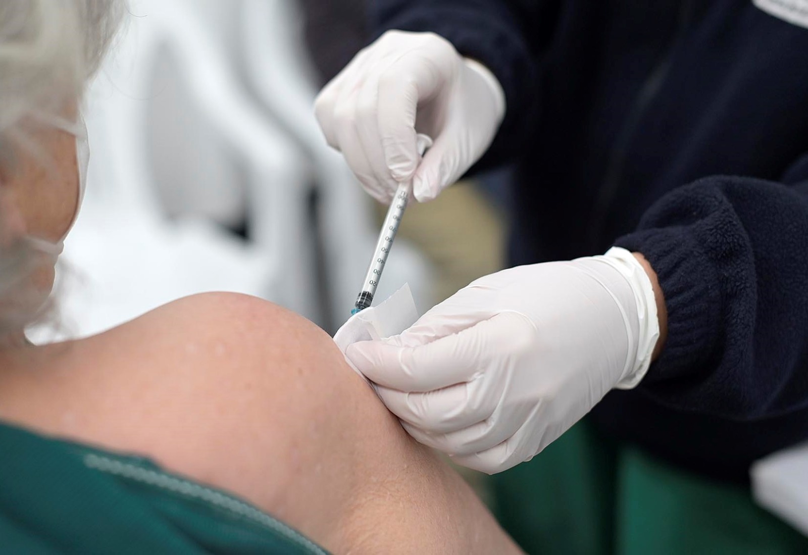 Avanza la vacunación contra el coronavirus