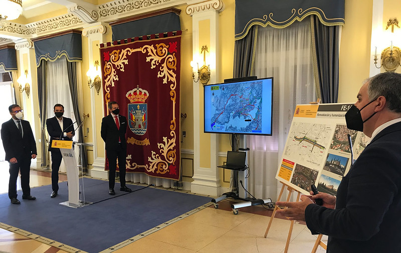El proyecto se presentó oficialmente en el ayuntamiento de Ferrol