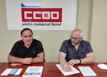 Víctor Ledo y Francisco Méndez durante la comparecencia de esta mañana en la sede de CCOO
