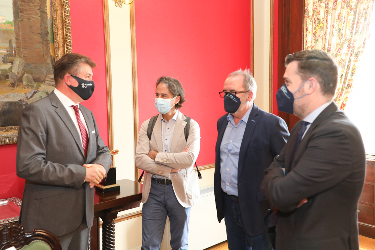 El concejal de Turismo, Juan Ignacio Borrego, se reúne con representantes de agencias de viajes | CONCELLO DA CORUÑA