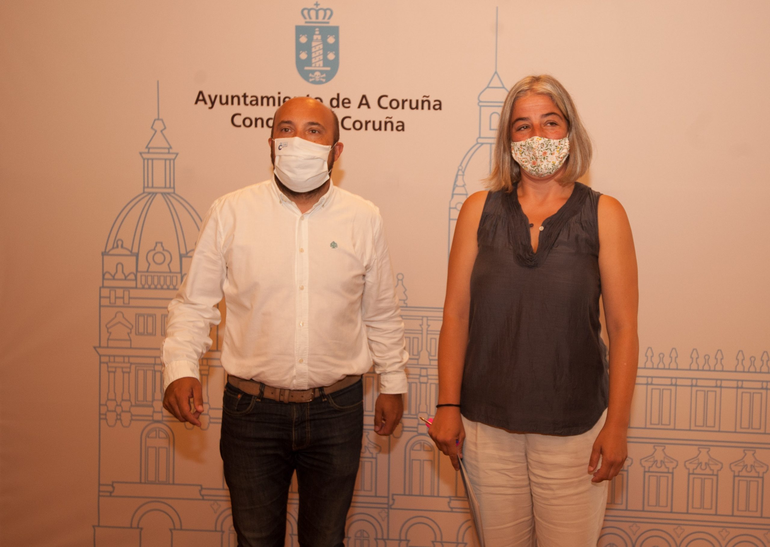 El portavoz del gobierno local, José Manuel Lage, y la portavoz de la Marea, María García, impulsan el Área Metropolitana | CONCELLO DA CORUÑA
