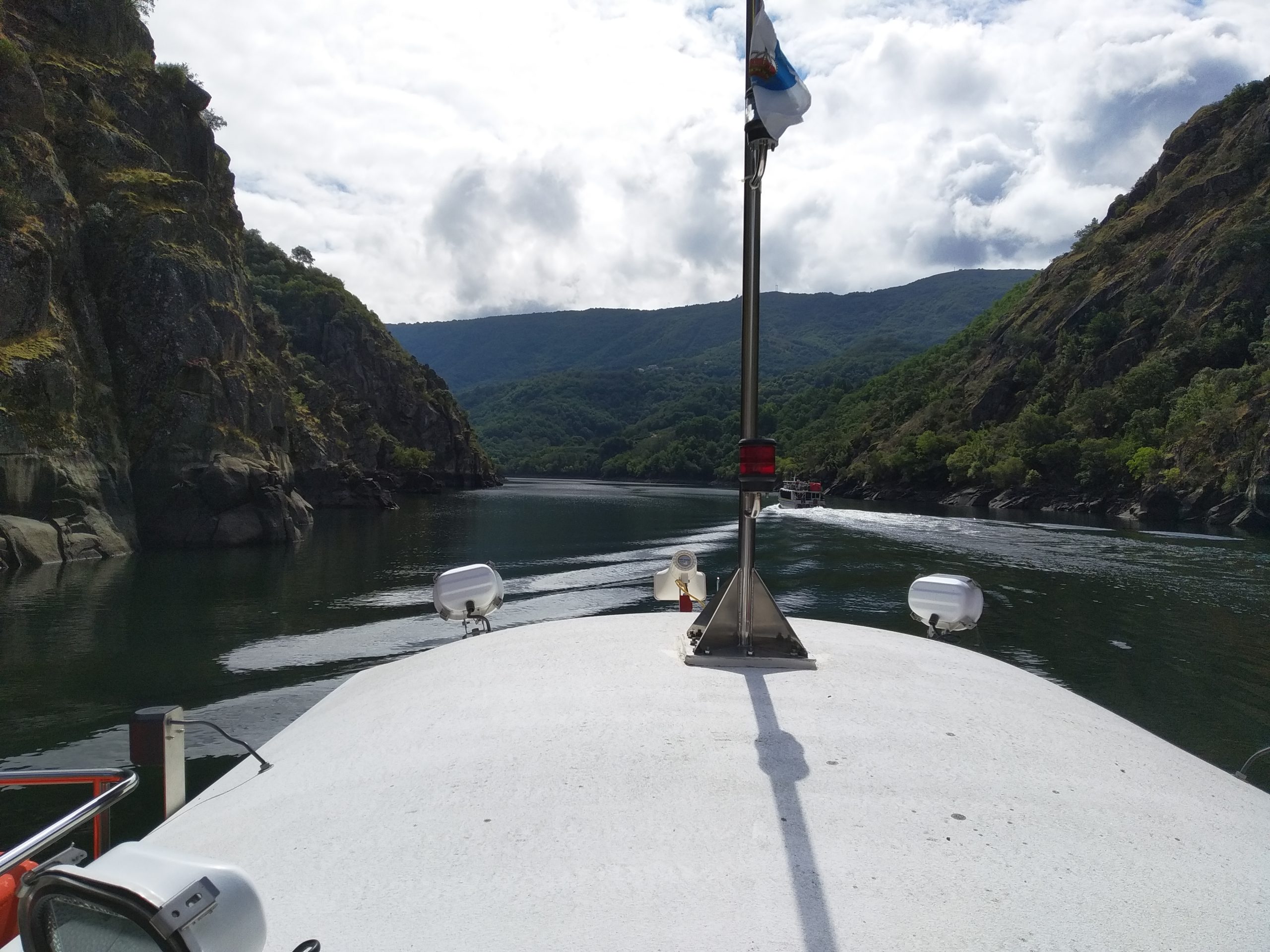 Los catamaranes seguirán funcionando hasta finales de año.