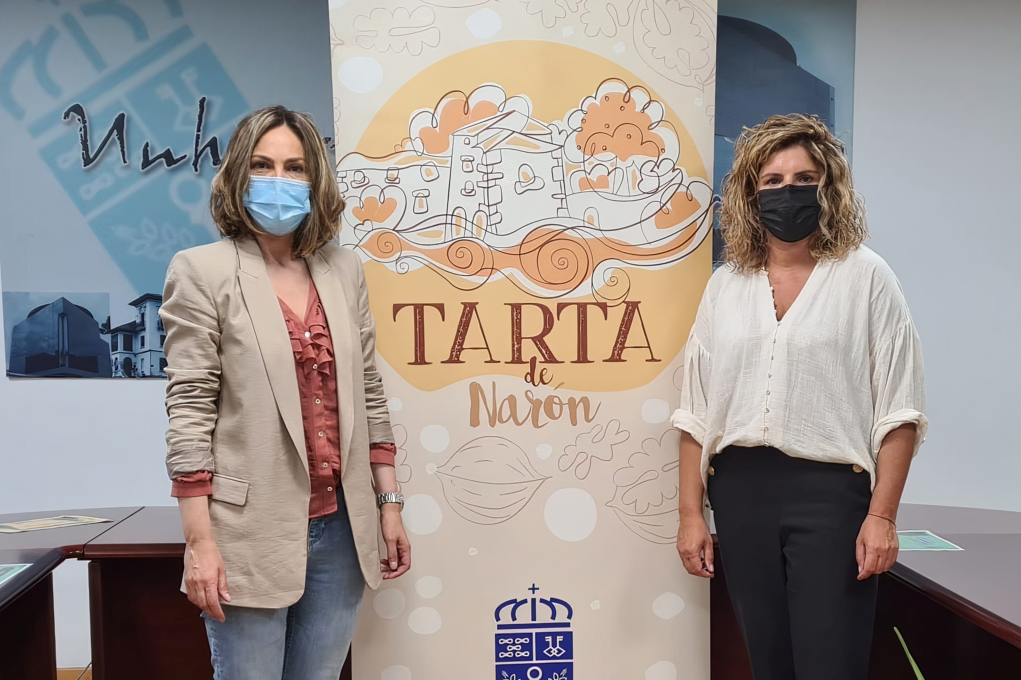 Marián Ferreiro informó junto con la concejala de Turismo, Natalia Hermida, de que el plazo se abre mañana y explicó las bases del certamen