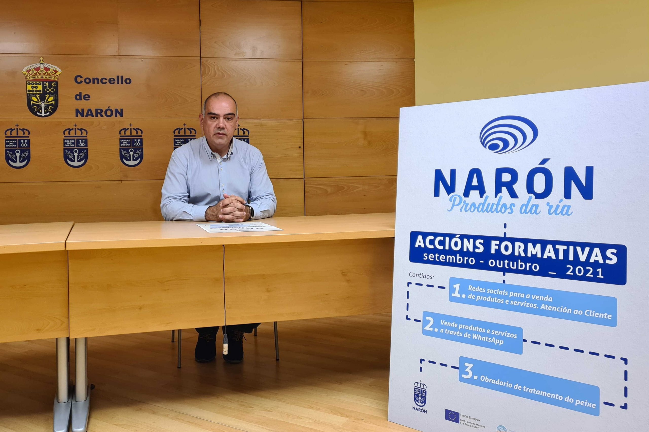 El concejal de Promoción Económica, David Pita, presentó esta mañana en el Ayuntamiento las tres acciones formativas | CONCELLO DE NARÓN