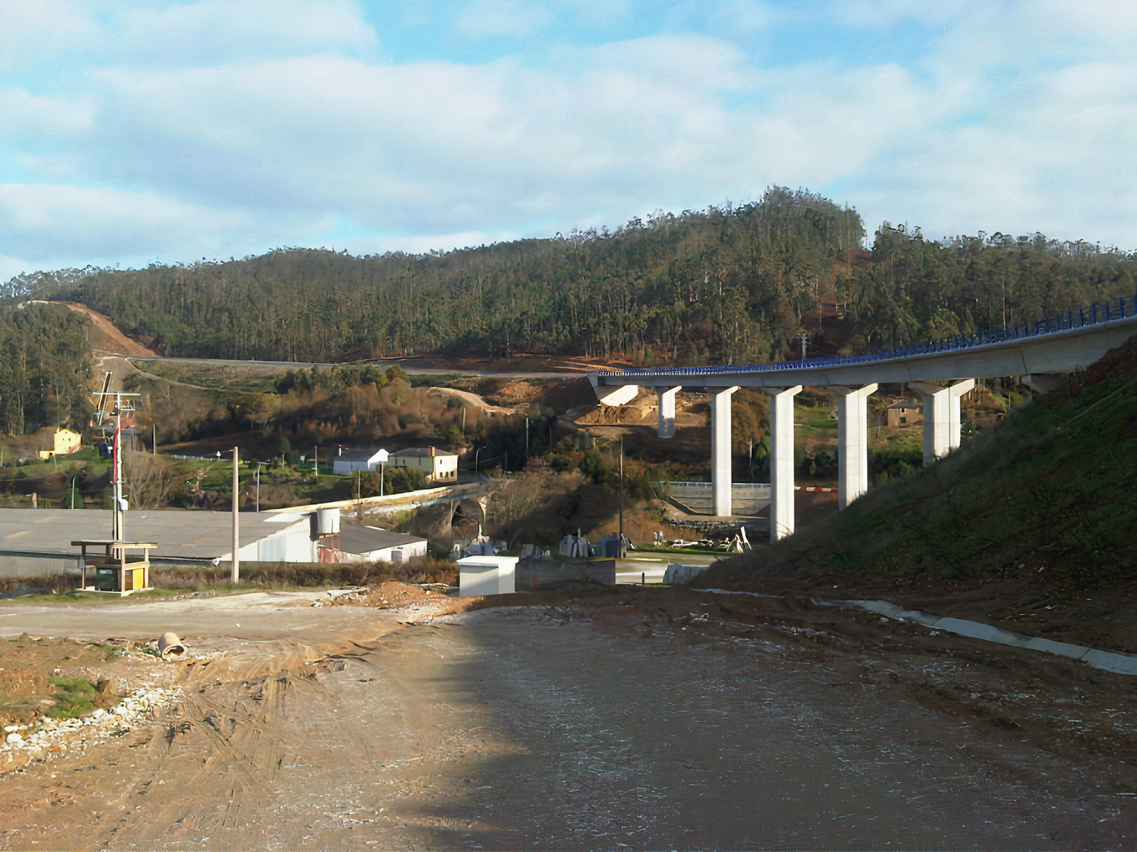 Puente sobre el Río Baleo
