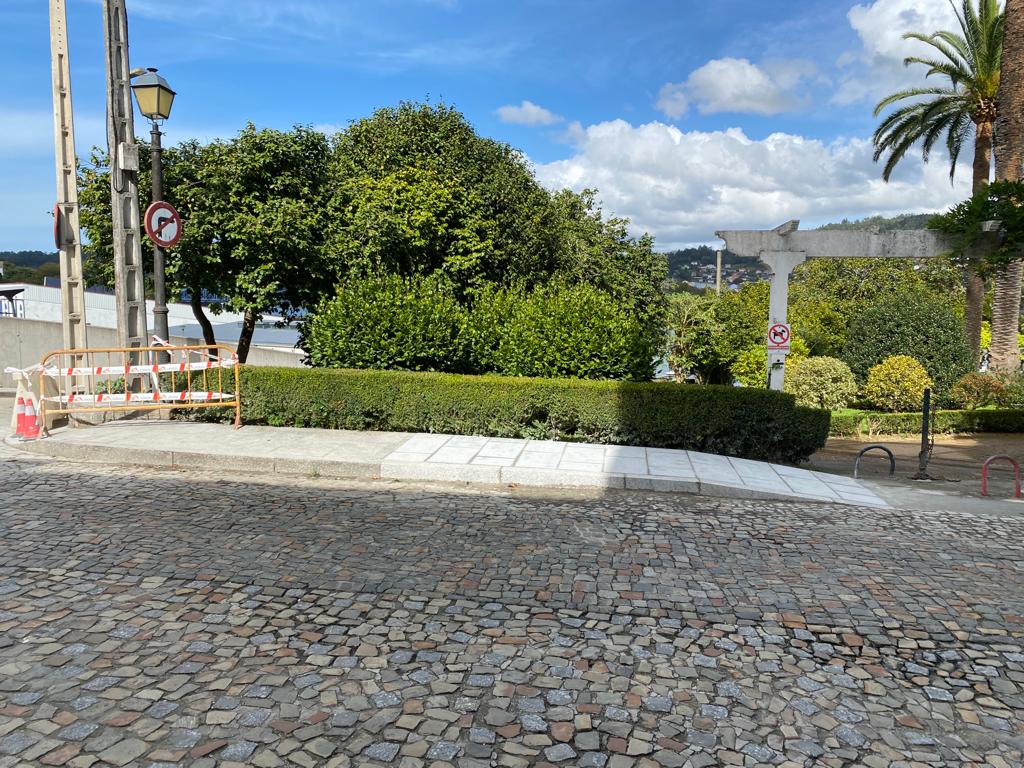 Una de las principales mejoras se llevó a cabo en los accesos al parque infantil