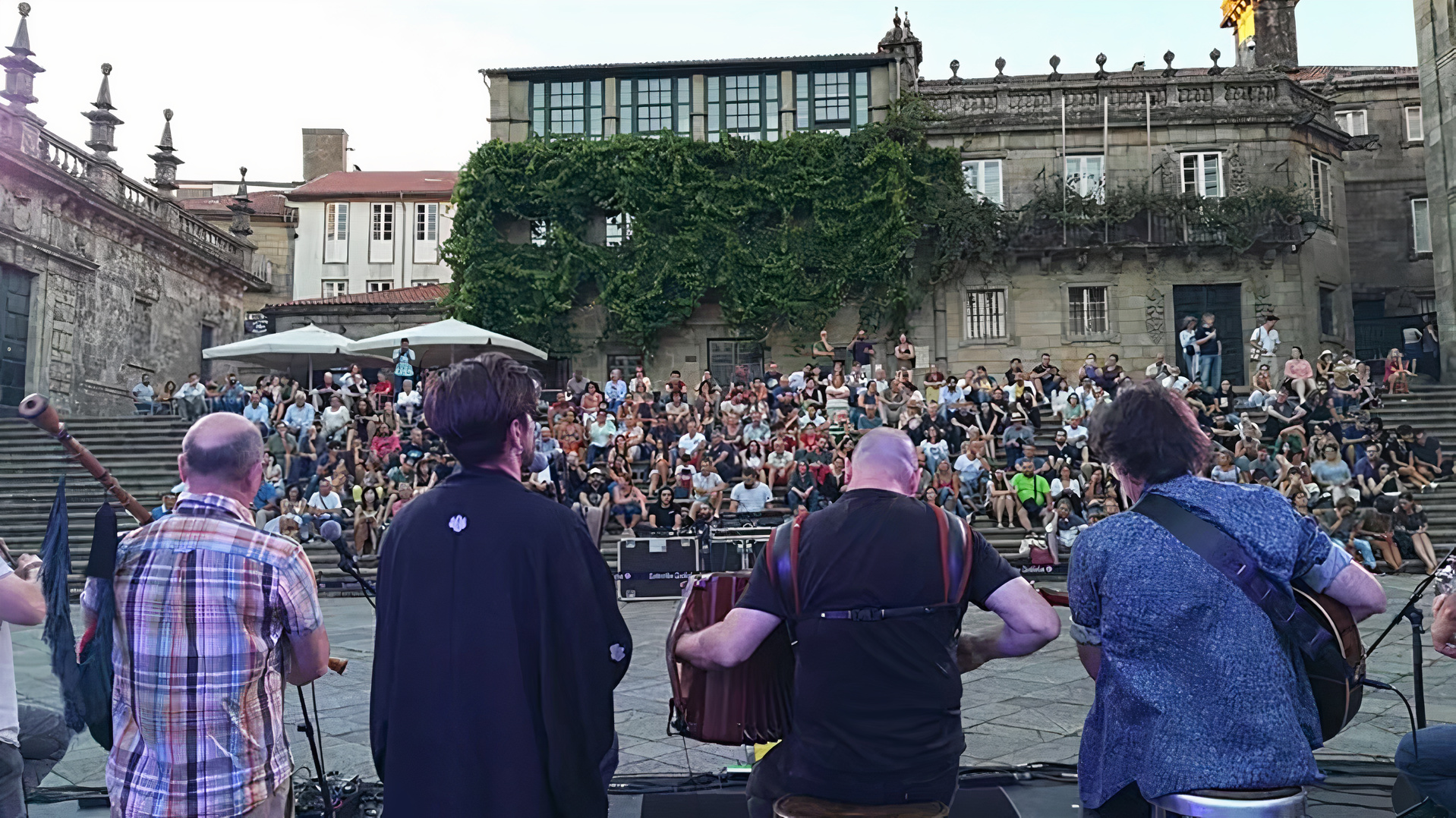 Una actuación organizada por la Asociación Cultural Cidade Vella