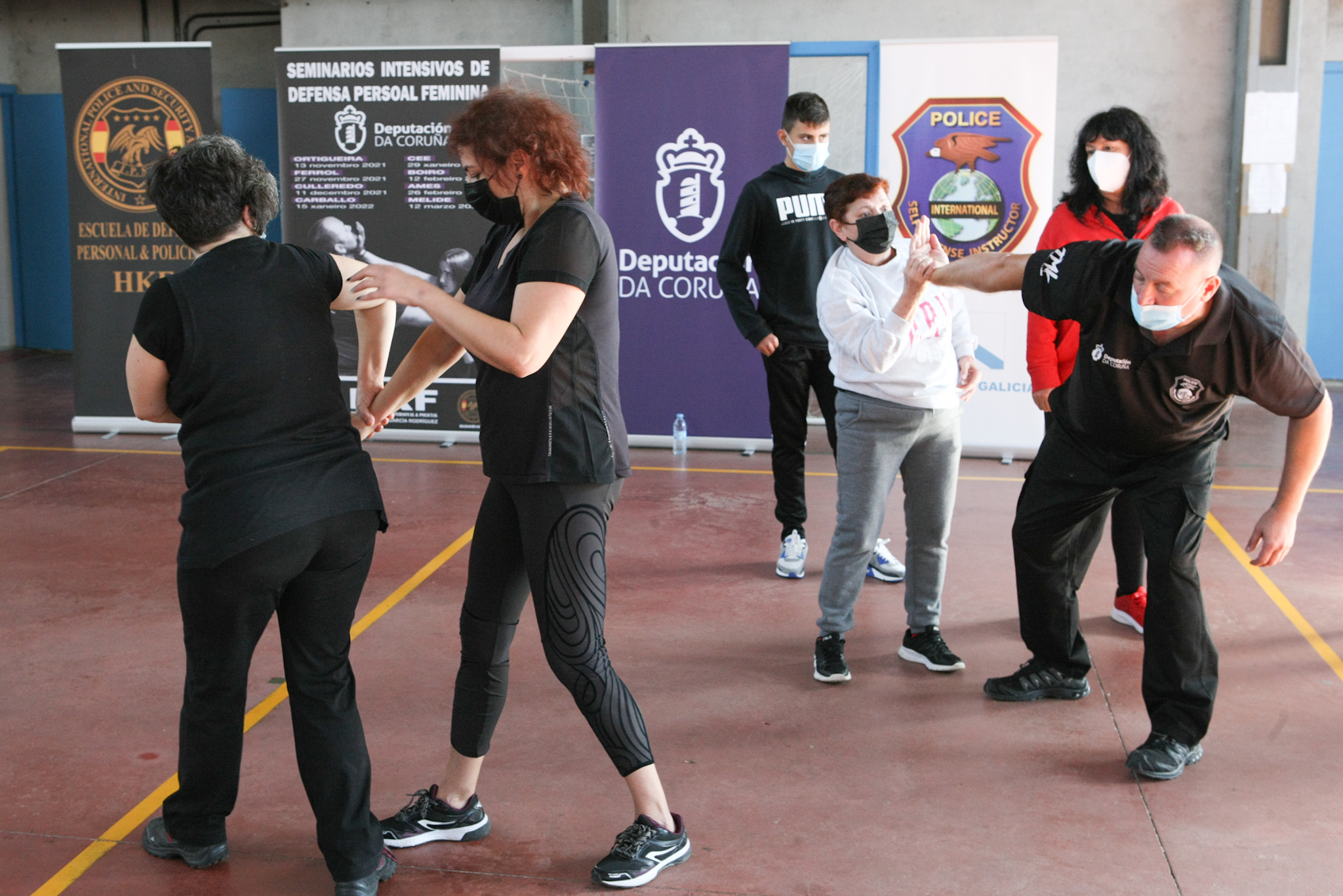 Curso de defensa personal organizado este mes por la Diputación en Ortigueira