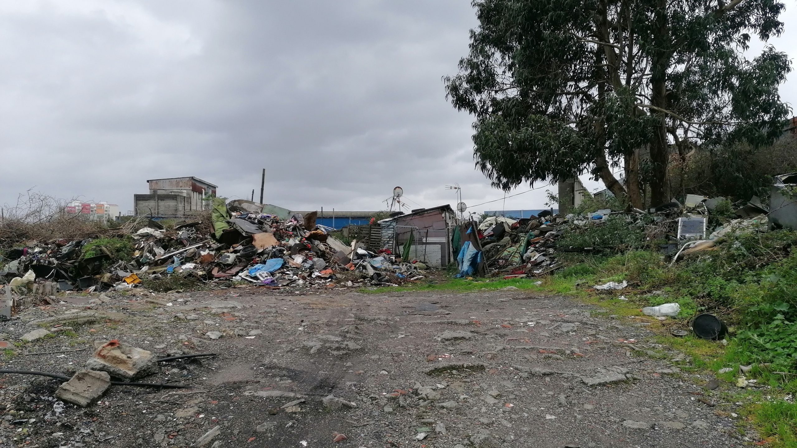 El asentamiento chabolista de A Pasaxe se ubica en terrenos de Costas