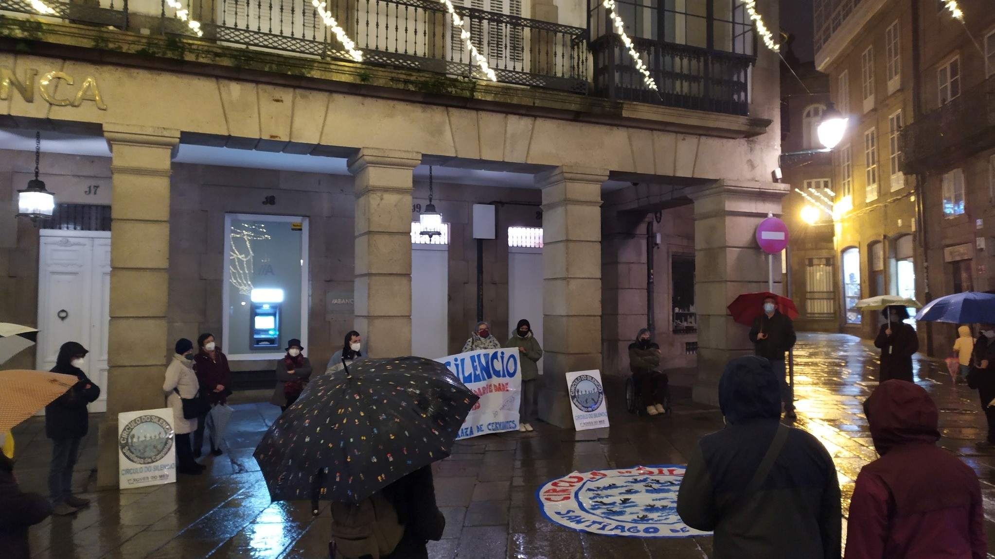 Acto en apoyo a los refugiados en Santiago | REDE GALEGA DE APOIO ÁS PERSOAS REFUXIADAS