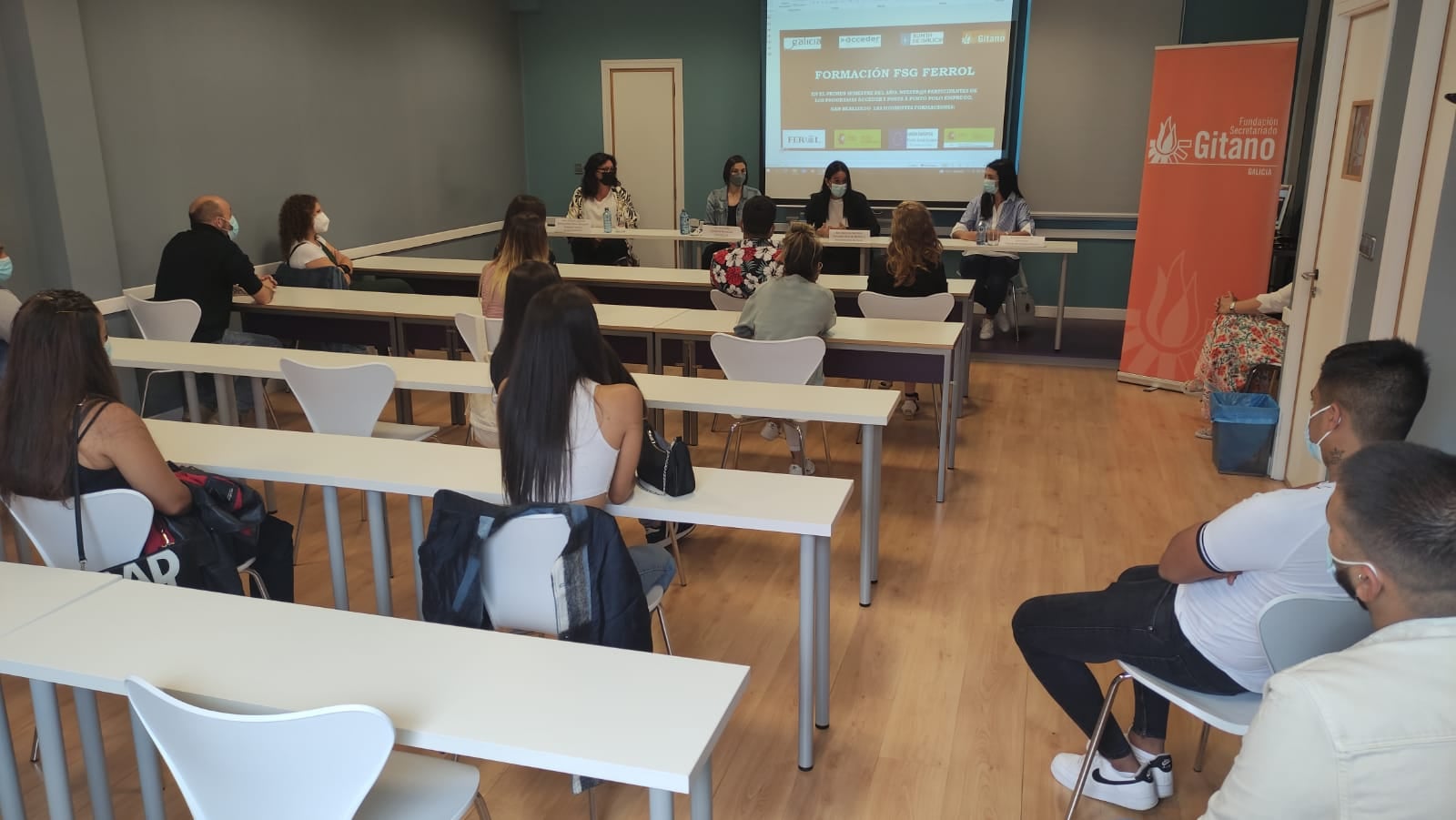Actividad formativa del Secretaria Gitano de Ferrol