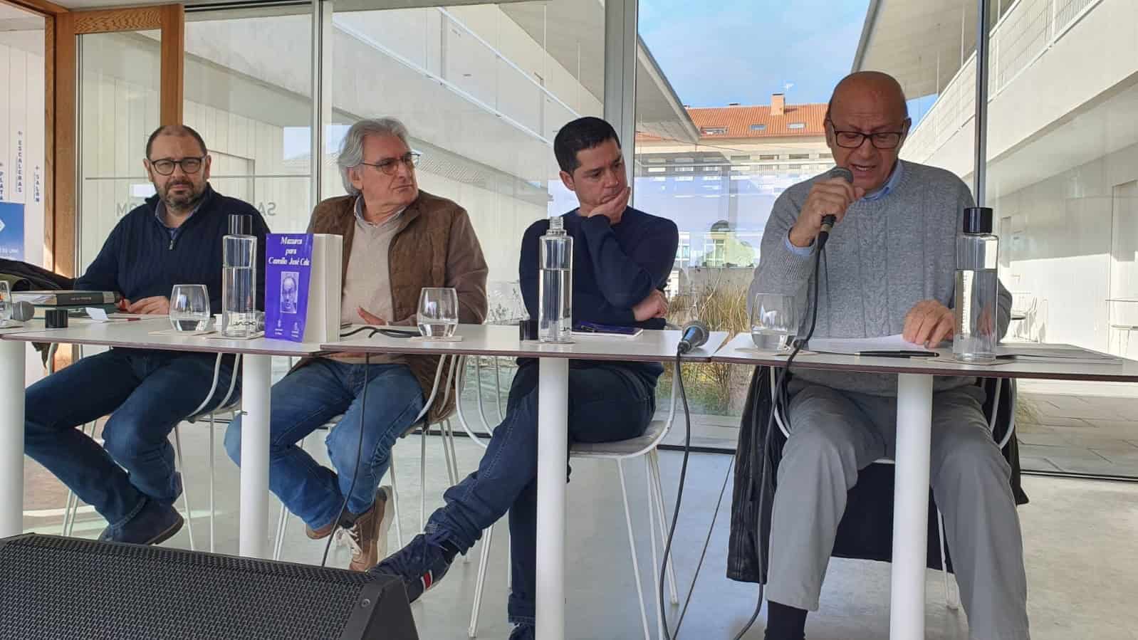 Homenaje a Camilo José Cela en Fisterra | MODESTO FRAGA