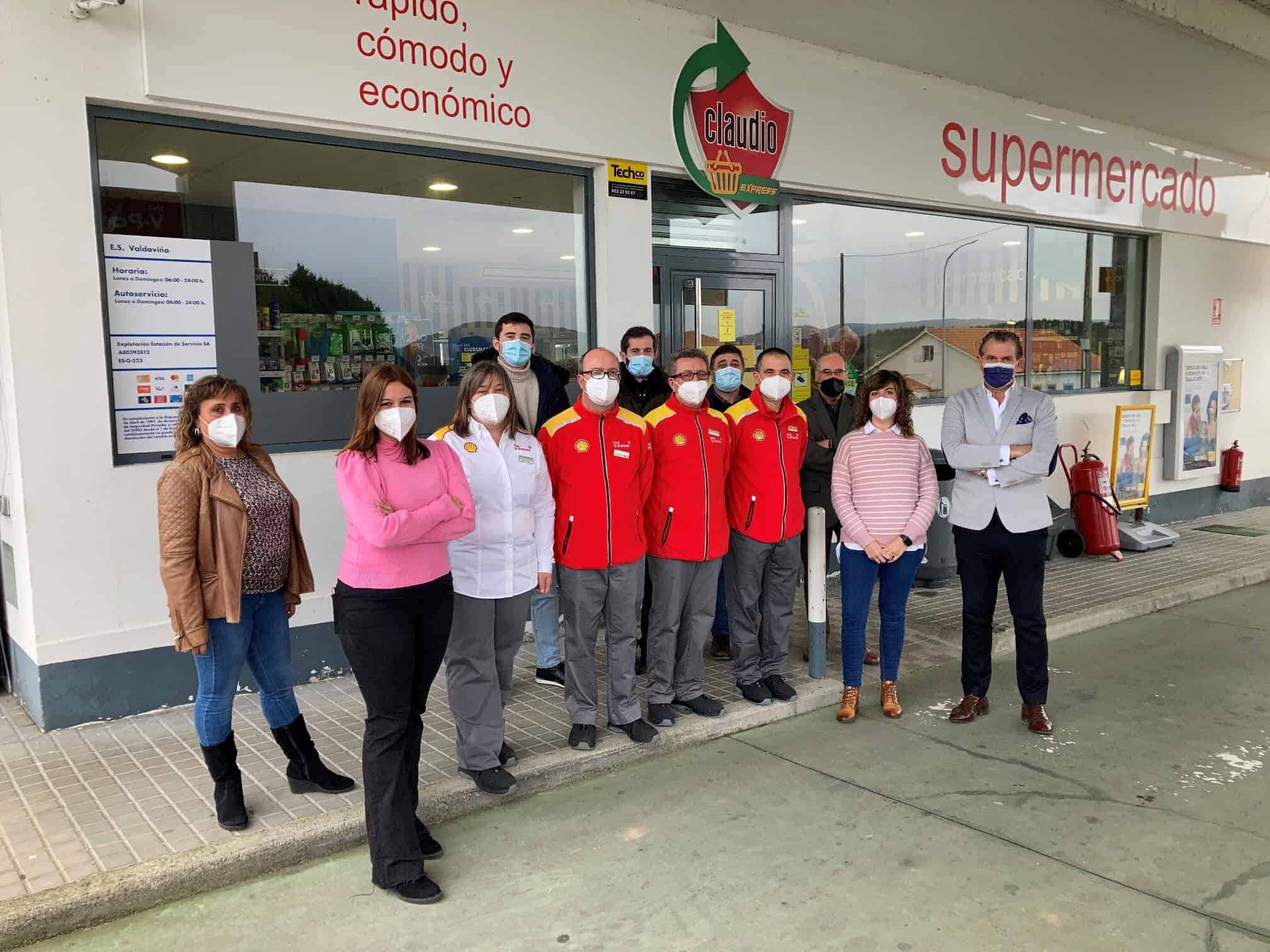 Inauguración esta mañana de la nueva tienda