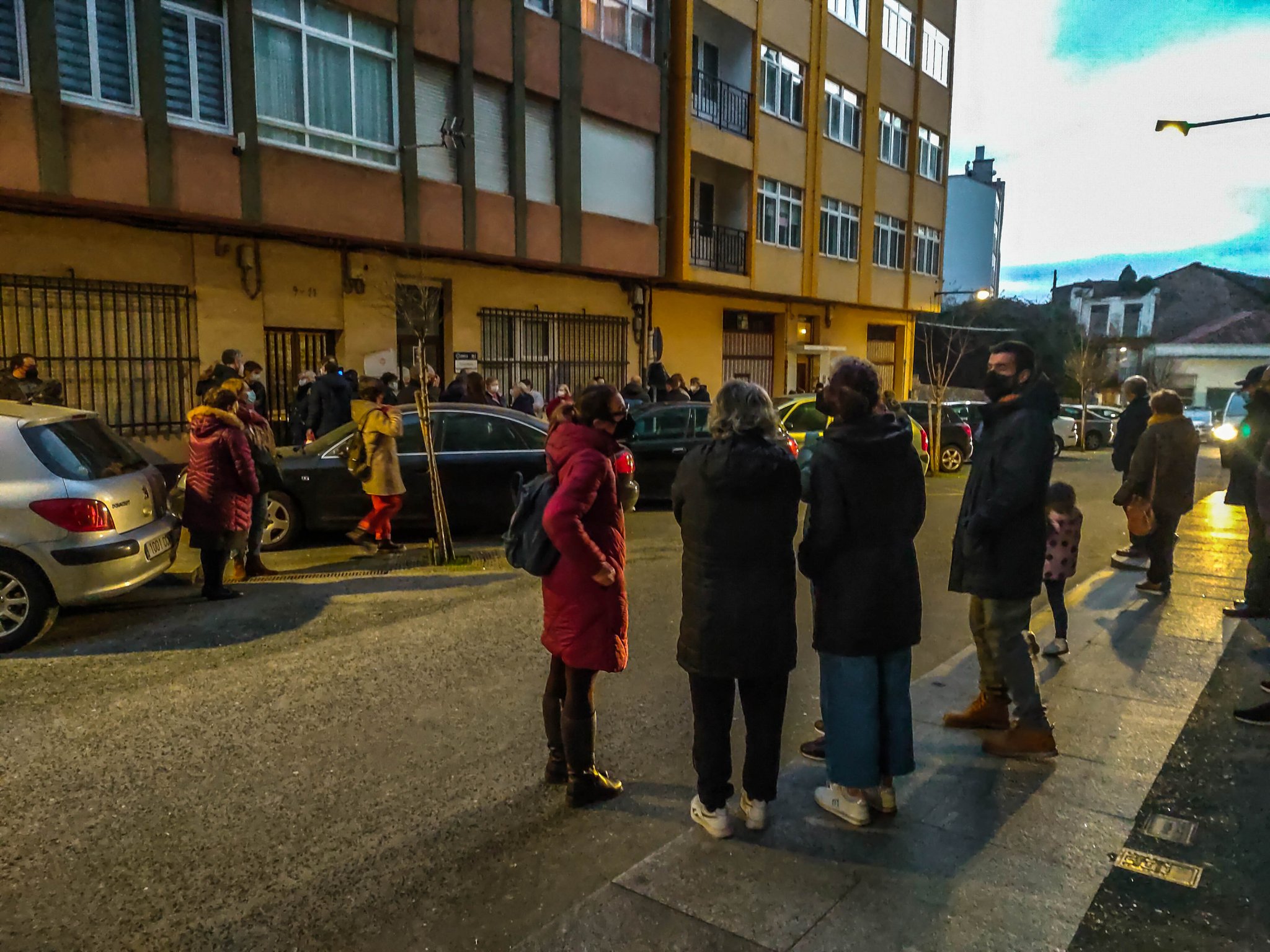Concentración en la zona del consultorio de Ferrol Vello, en la calle Manuel Comellas | BNG FERROL