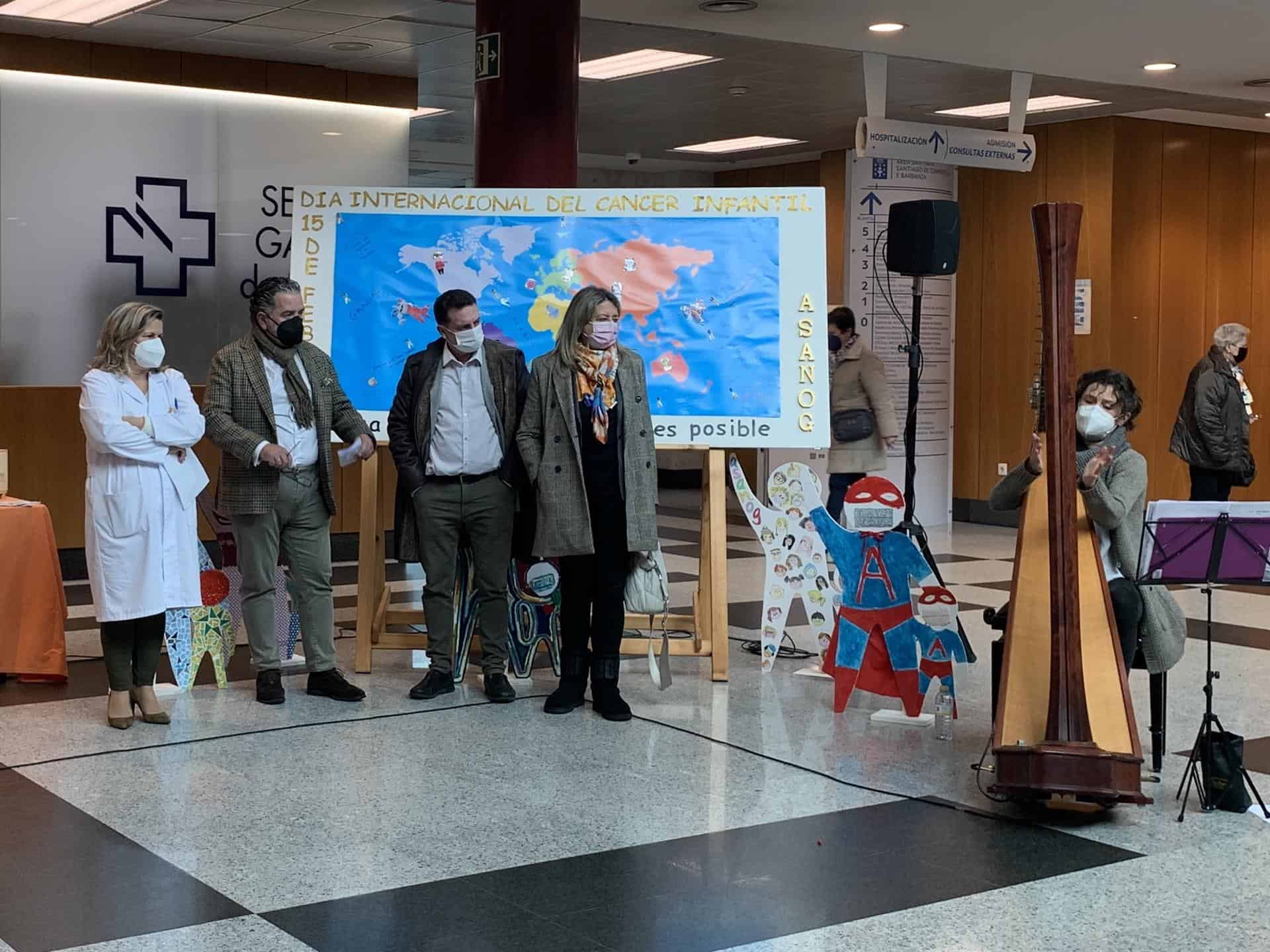 Acto en el Hospital Clínico Universitario de Santiago de Compostela con motivo del Día Internacional del cáncer infantil