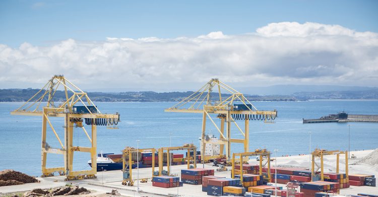 Terminal de contenedores de Caneliñas