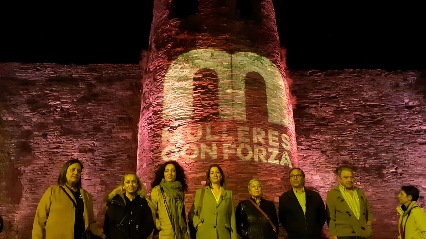 Encendido de La Muralla de Lugo en color violeta en 2019 | CONCELLO DE LUGO