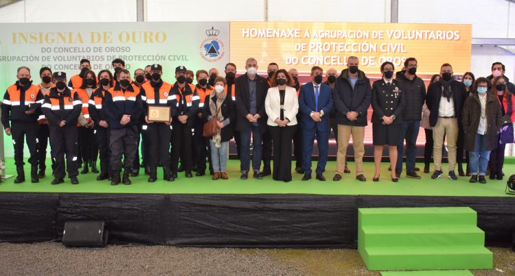 El Concello de Oroso reconoce la labor de los voluntarios de Protección Civil | CONCELLO DE OROSO