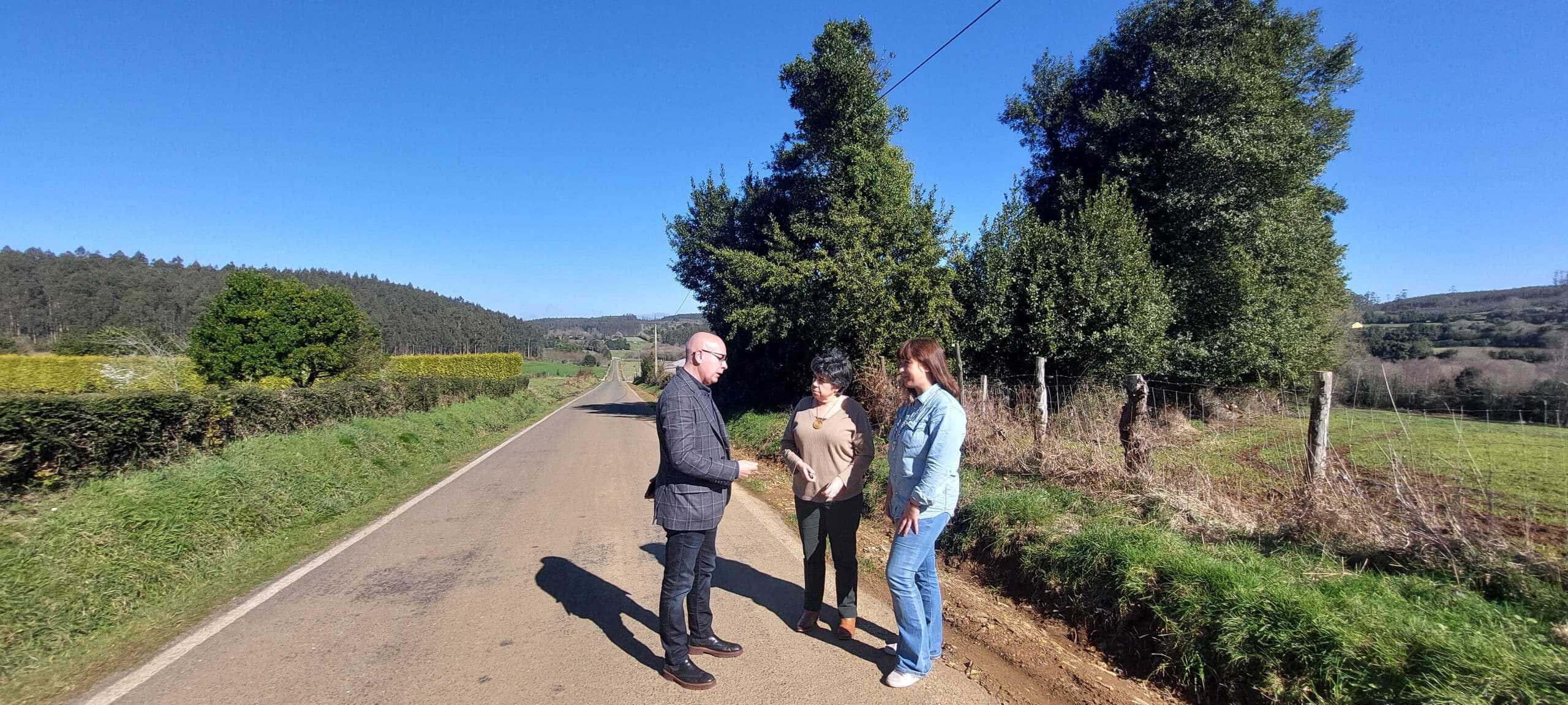 Visita a la parroquia de Santa Cruz, donde se acometieron las obras