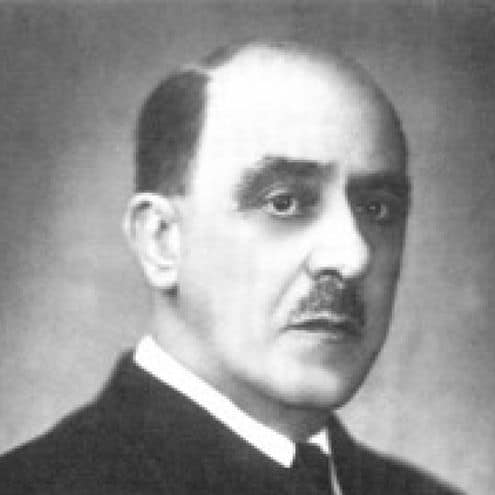 Salvador Moreno Fernández fue un militar español que participó en el Levantamiento en España de julio de 1936 contra la II República que desencadenó la Guerra Civil Española, tras la que ocupó varios cargos en el dictadura de Franco, entre ellos el de ministro de Marina