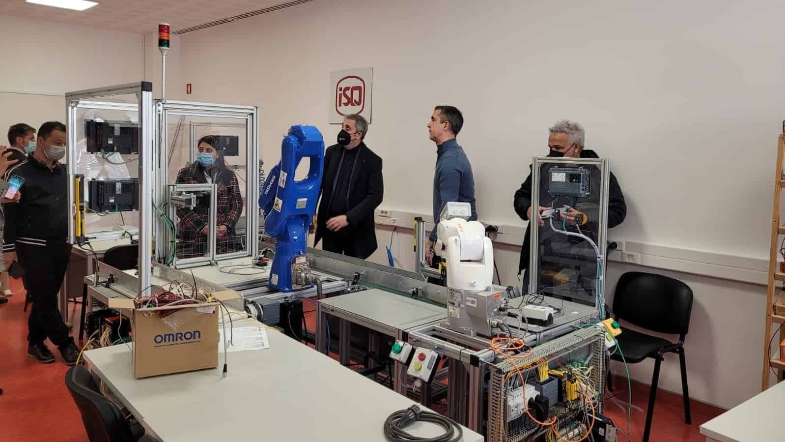 El alcalde de Ames, Blas García, visita ISQ en Oporto | CONCELLO DE AMES