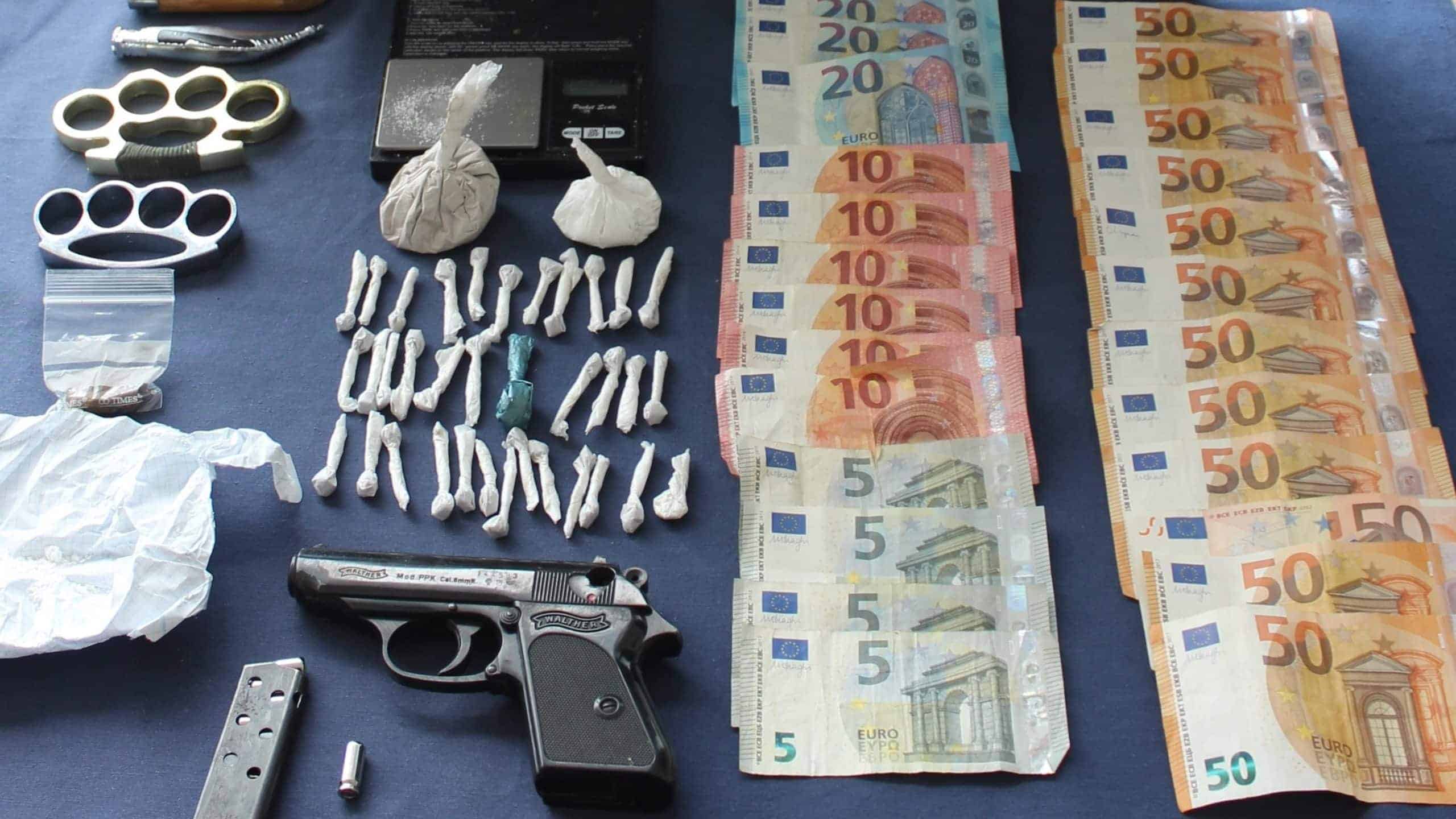 Drogas, dinero y artículos intervenidos | POLICÍA NACIONAL