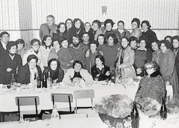 Mujeres con los últimos presos en 1976 | CRMH