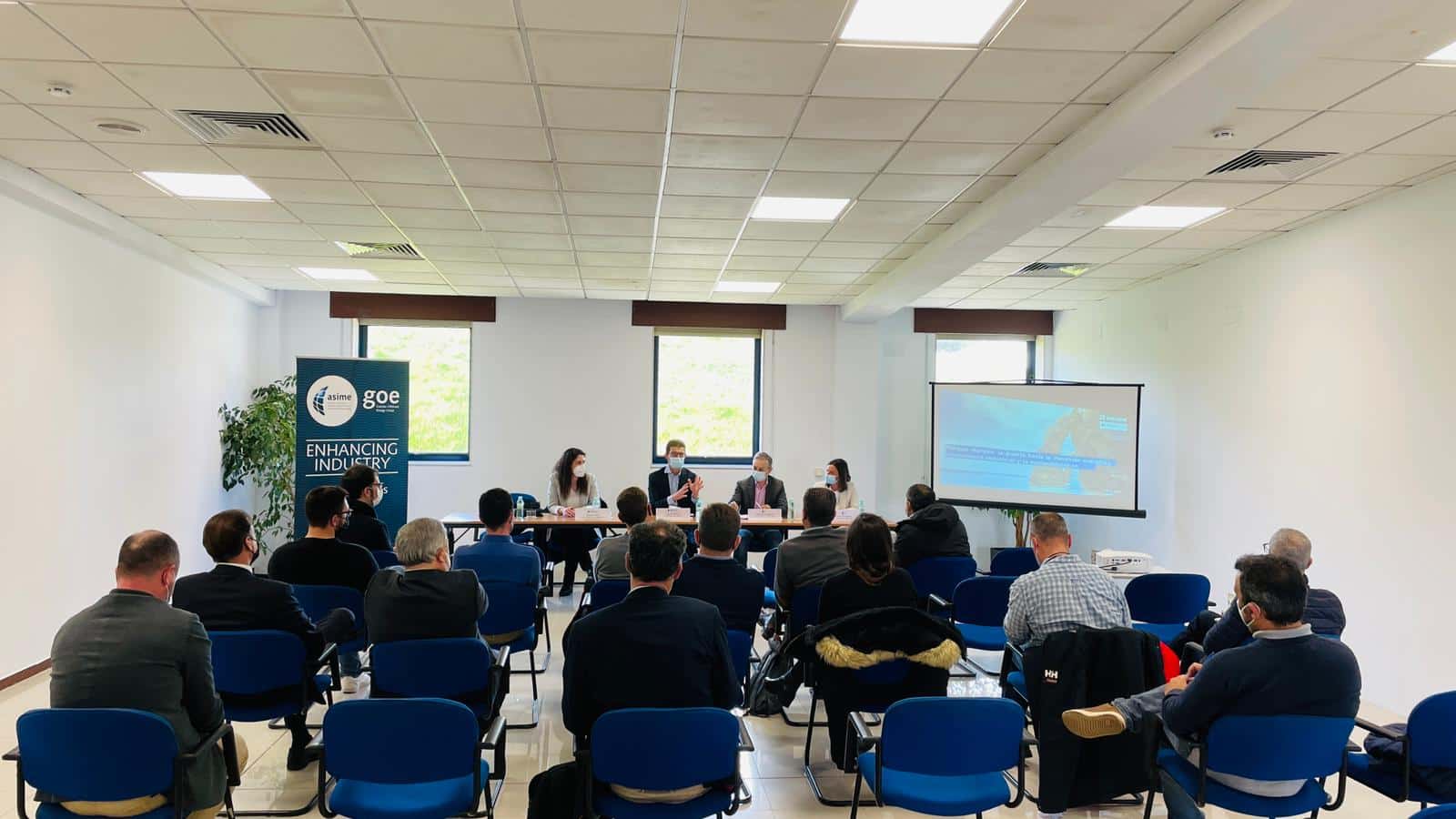• Las empresas integradas en el GOE-Asime se reunieron con BlueFloat Energy y Sener Renewable Investments en Ferrol para conocer de cerca la propuesta de parque eólico marino presentado para las costas gallegas.