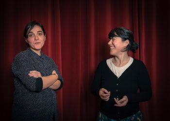 Las poetas Lucía Aldao y María Lado presentan  ‘Epístola de Aldaolado ás Neofalantes’