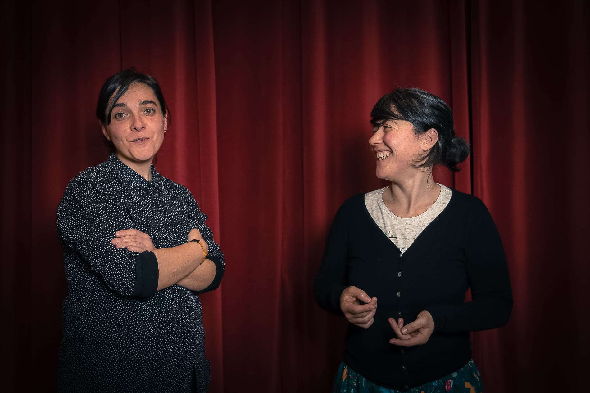 Las poetas Lucía Aldao y María Lado presentan ‘Epístola de Aldaolado ás Neofalantes’