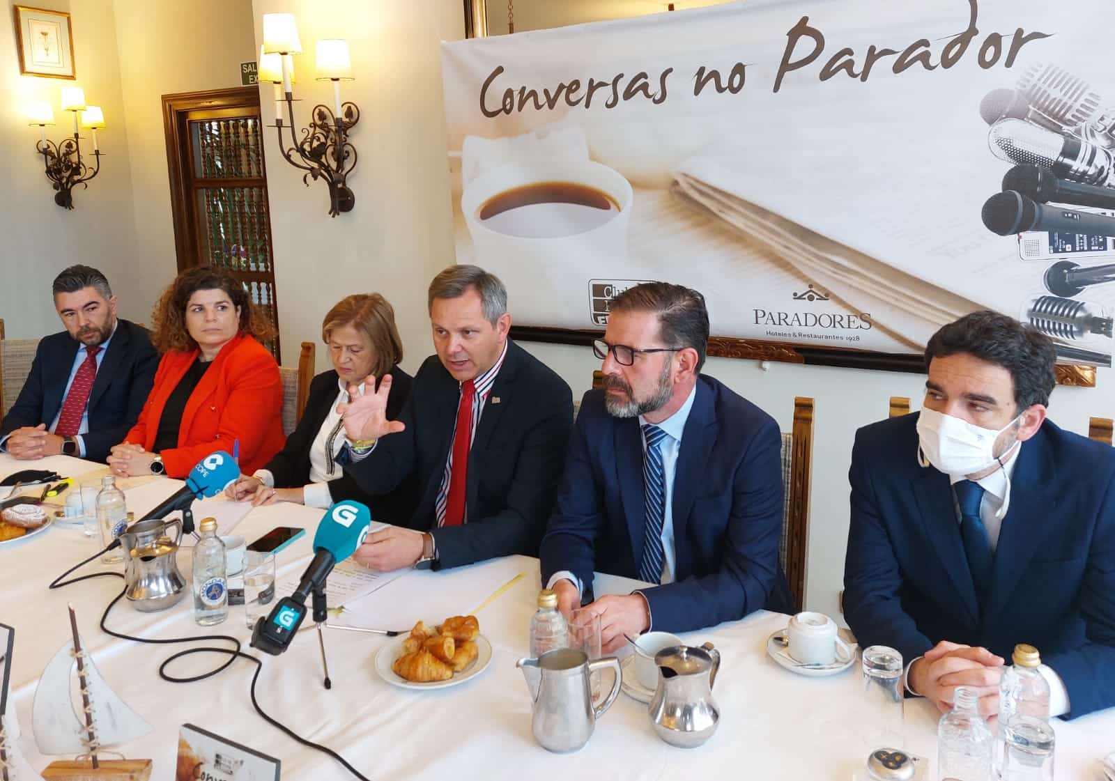 Miñones durante su participación en un acto en Ferrol