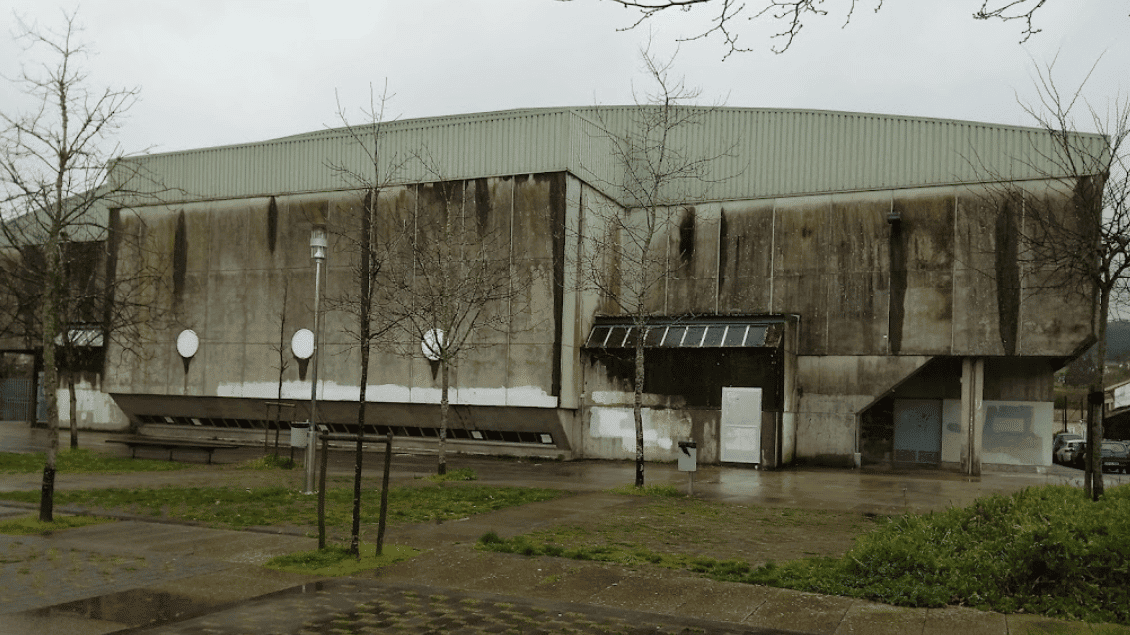 Imagen de archivo del exterior del complejo deportivo Santa Isabel