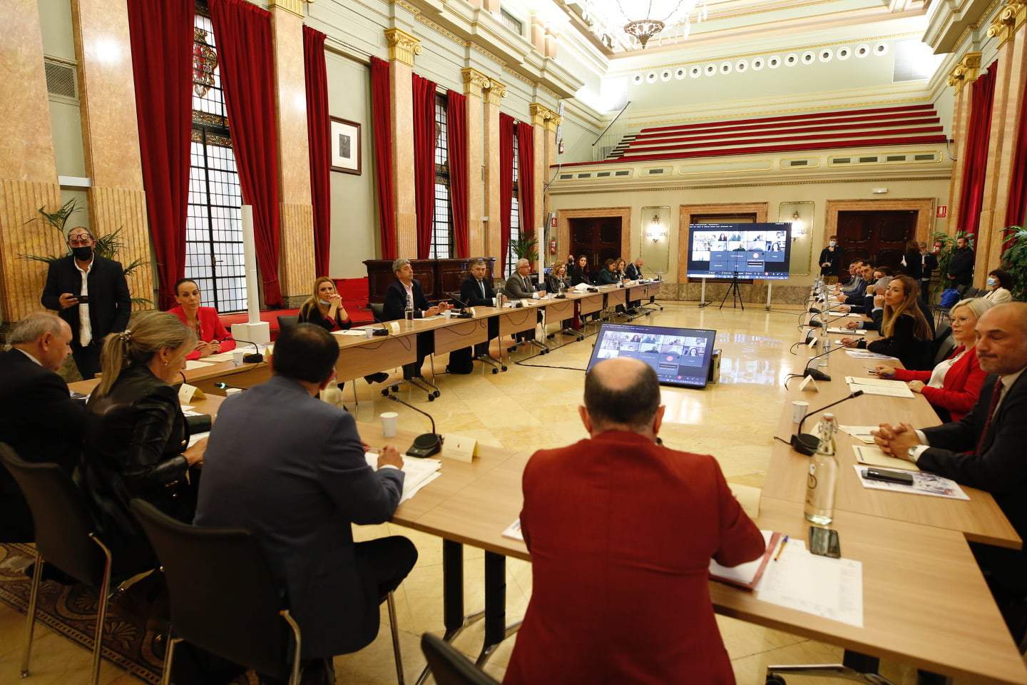En el encuentro los dirigentes analizaron posibles trabajos para potenciar la historia de Alfonso X y también se eligió Ciudad Real como próximo punto de encuentro